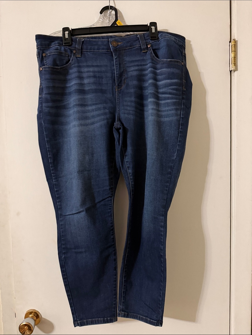 Women's Dark Wash Skinny Jeans - Stretch Fit in Deep Blue